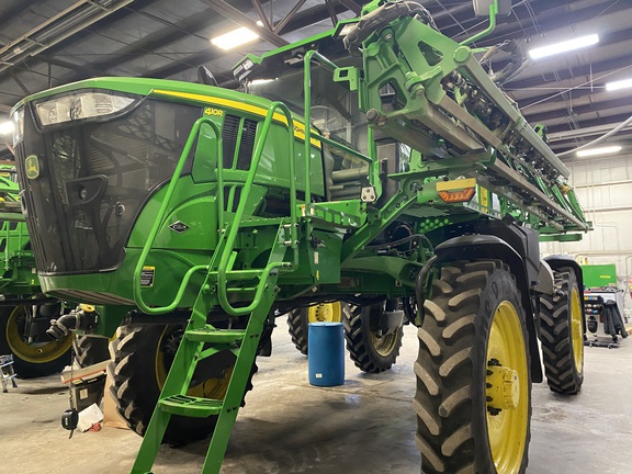 2024 John Deere 410R Sprayer/High Clearance