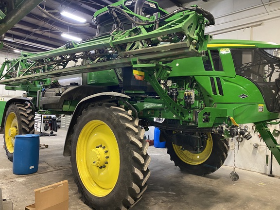 2024 John Deere 410R Sprayer/High Clearance