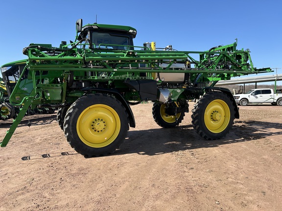 2024 John Deere 410R Sprayer/High Clearance