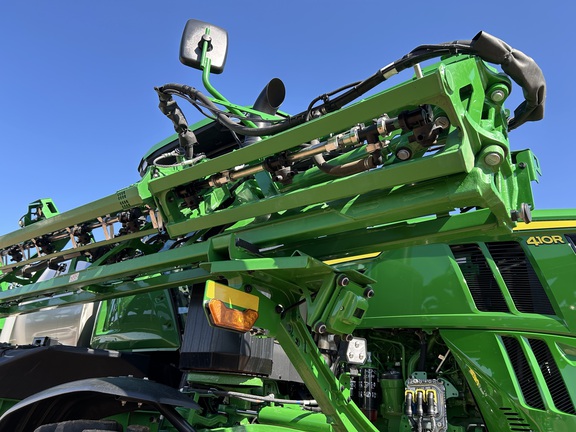 2024 John Deere 410R Sprayer/High Clearance