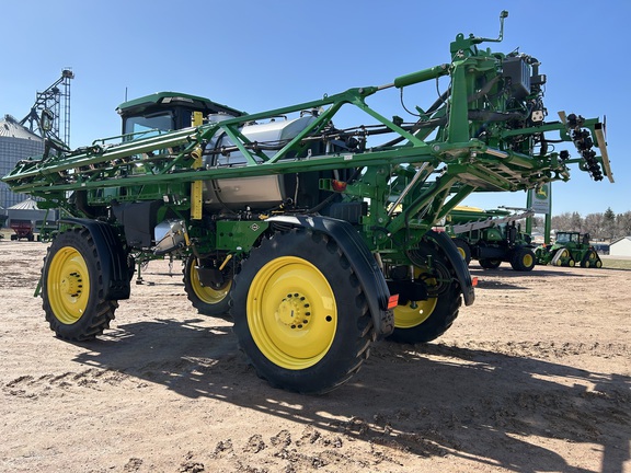 2024 John Deere 410R Sprayer/High Clearance