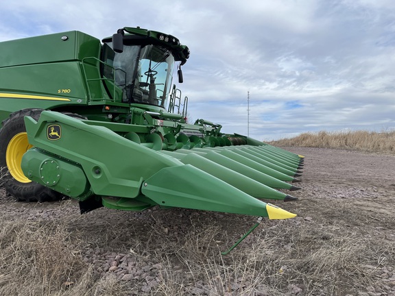 2024 John Deere C12F Header Corn Head