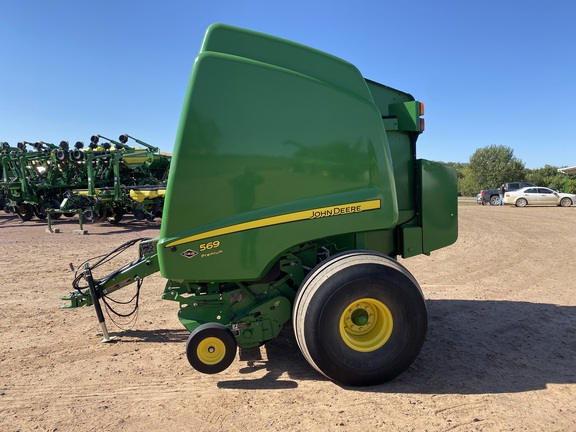 2016 John Deere 569 Premium Baler/Round