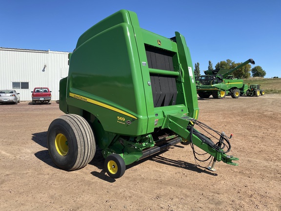 2016 John Deere 569 Premium Baler/Round