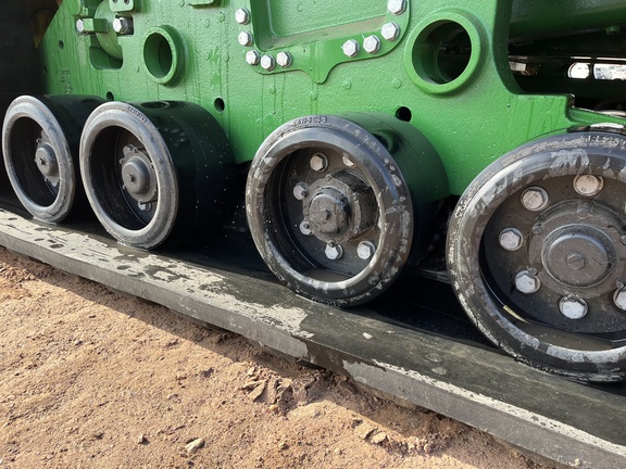 2023 John Deere 9RT 520 Tractor Rubber Track