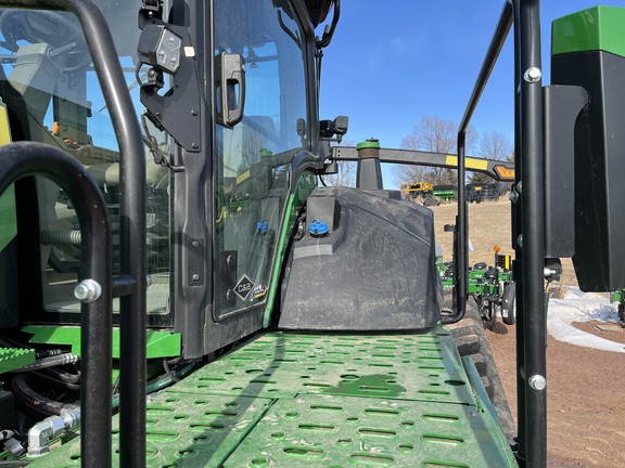 2023 John Deere 9RT 520 Tractor Rubber Track