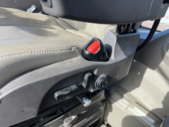 2023 John Deere 9RT 520 Tractor Rubber Track