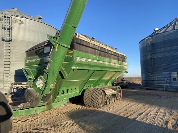 2024 Brent 1598 Grain Cart