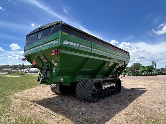 2024 Brent 1598 Grain Cart
