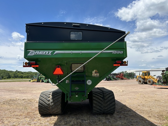 2024 Brent 1598 Grain Cart