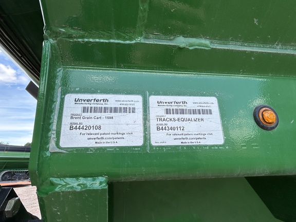 2024 Brent 1598 Grain Cart