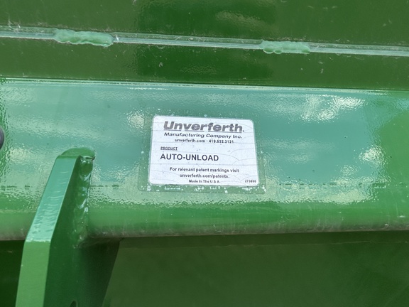2024 Brent 1598 Grain Cart