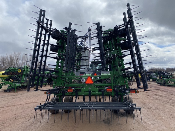 2024 John Deere 2230LL Field Cultivator