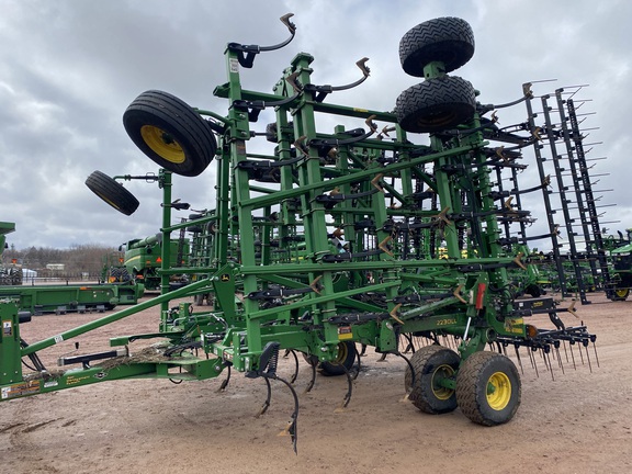 2024 John Deere 2230LL Field Cultivator
