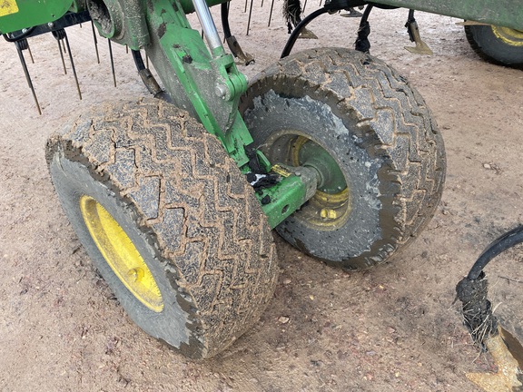 2024 John Deere 2230LL Field Cultivator