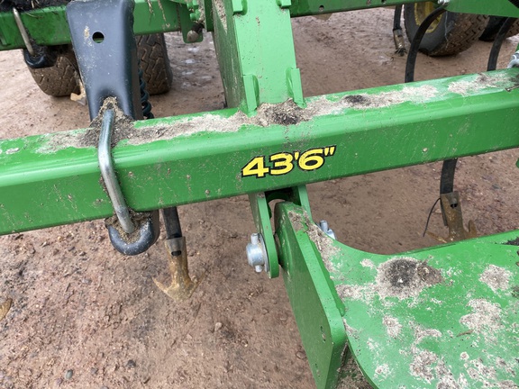 2024 John Deere 2230LL Field Cultivator