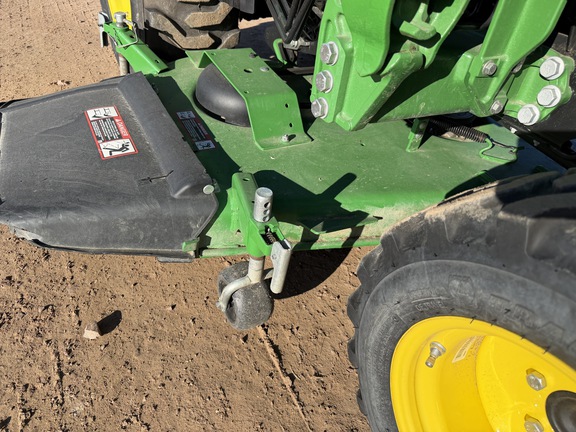 2023 John Deere 2025R Tractor Compact