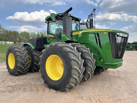 2024 John Deere 9R 440 Tractor 4WD