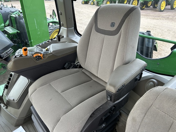 2024 John Deere 9R 440 Tractor 4WD