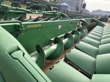 2018 John Deere 712C Header Corn Head