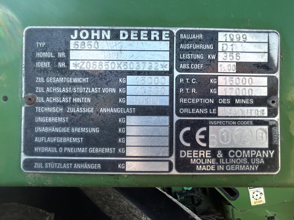 1999 John Deere 6850 Forage Harvester
