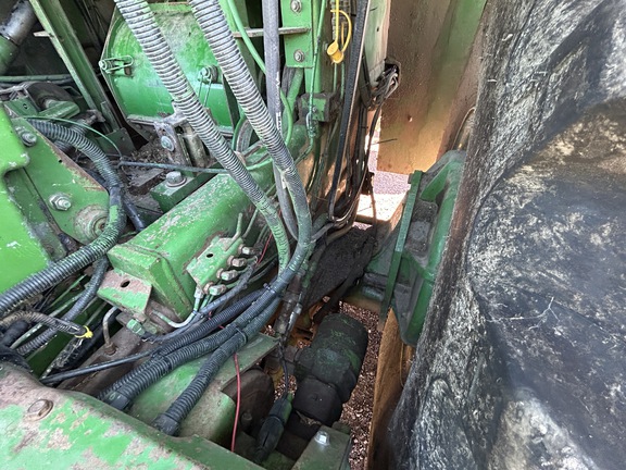 1999 John Deere 6850 Forage Harvester