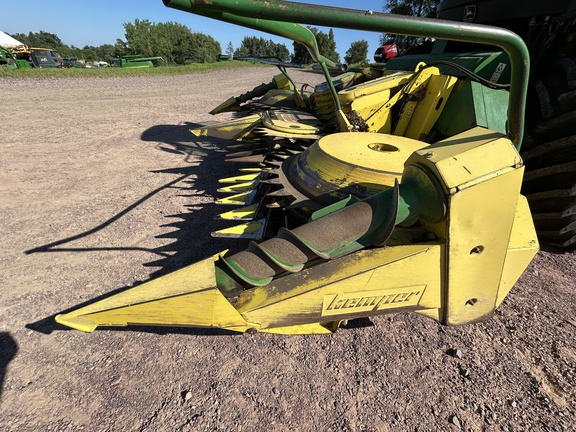 1999 John Deere 6850 Forage Harvester