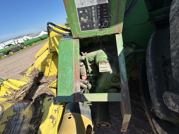 1999 John Deere 6850 Forage Harvester