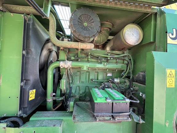 1999 John Deere 6850 Forage Harvester