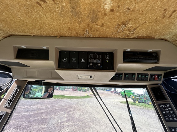 1999 John Deere 6850 Forage Harvester