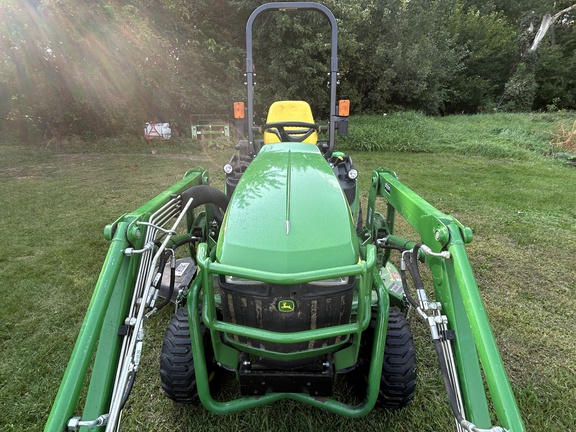2016 John Deere 1025R Tractor Compact