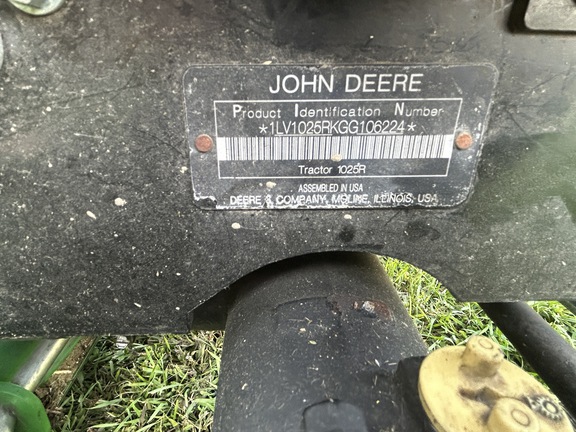 2016 John Deere 1025R Tractor Compact