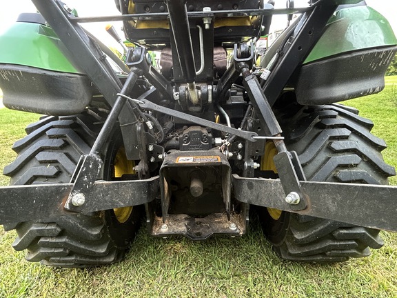 2016 John Deere 1025R Tractor Compact