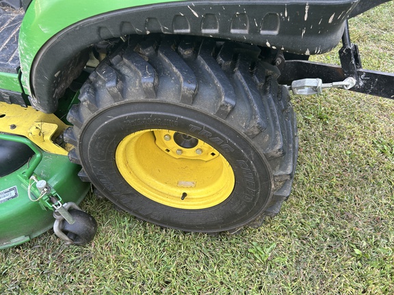 2016 John Deere 1025R Tractor Compact