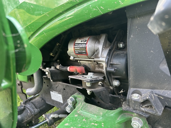 2016 John Deere 1025R Tractor Compact