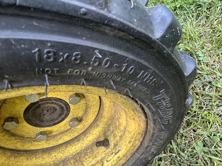 2016 John Deere 1025R Tractor Compact