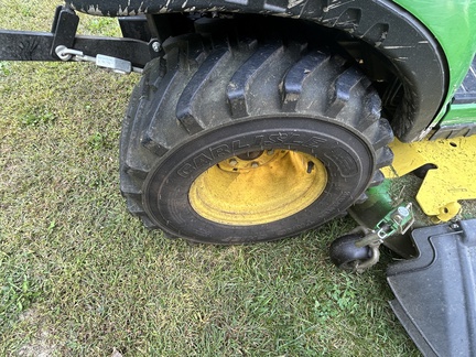 2016 John Deere 1025R Tractor Compact