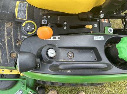 2016 John Deere 1025R Tractor Compact