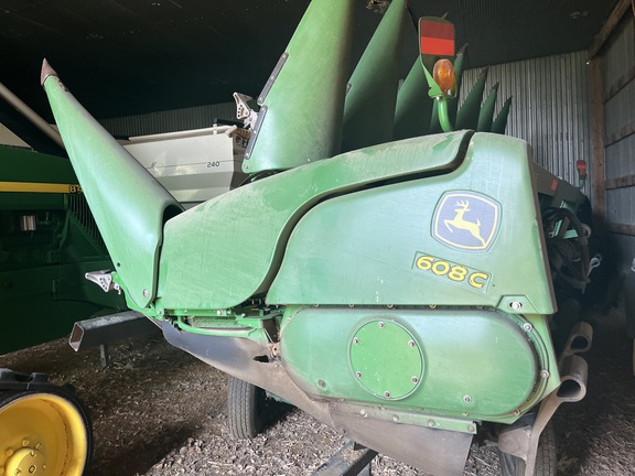 2008 John Deere 608C StalkMaster Header Corn Head
