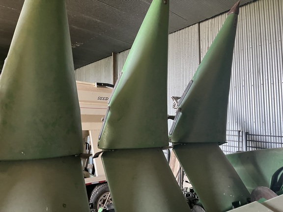 2008 John Deere 608C StalkMaster Header Corn Head