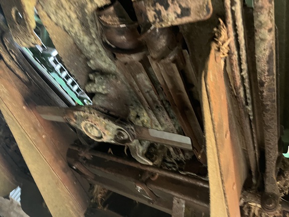 2008 John Deere 608C StalkMaster Header Corn Head