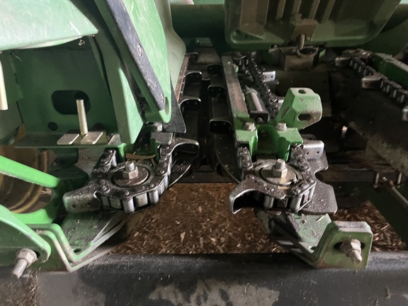 2008 John Deere 608C StalkMaster Header Corn Head