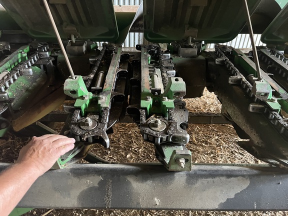 2008 John Deere 608C StalkMaster Header Corn Head