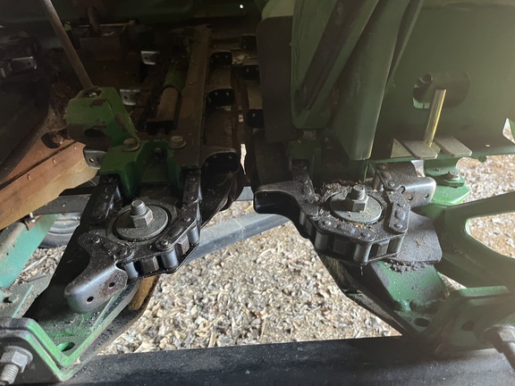 2008 John Deere 608C StalkMaster Header Corn Head