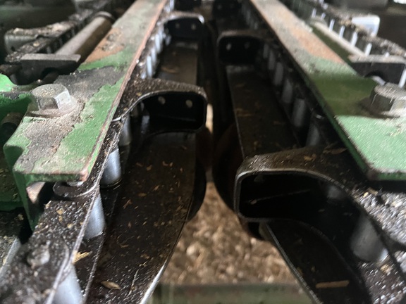 2008 John Deere 608C StalkMaster Header Corn Head