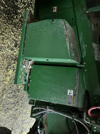 2023 John Deere S780 Combine