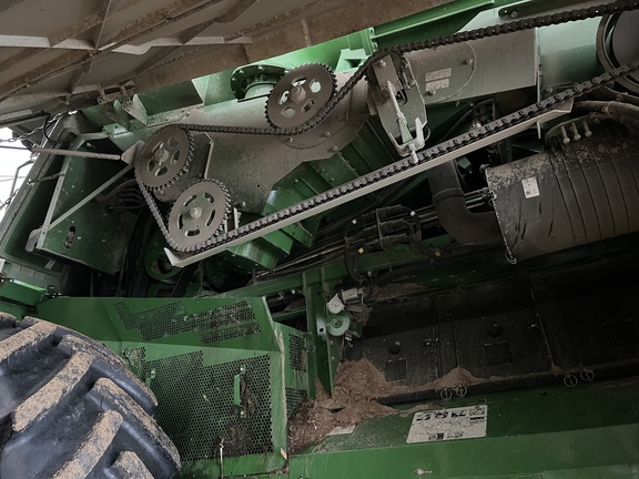 2023 John Deere S780 Combine