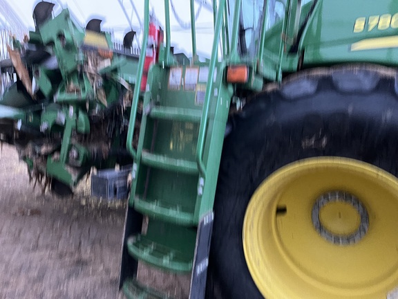 2023 John Deere S780 Combine