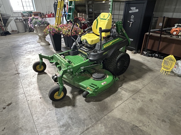2024 John Deere Z970R Mower/Zero Turn