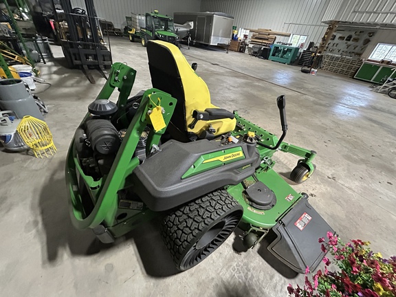 2024 John Deere Z970R Mower/Zero Turn